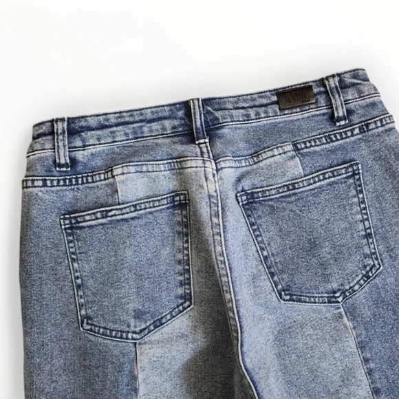 Two Toned Denim Mom Jeans Size 28 High Waisted Raw Hem Cropped - Picture 9 of 13